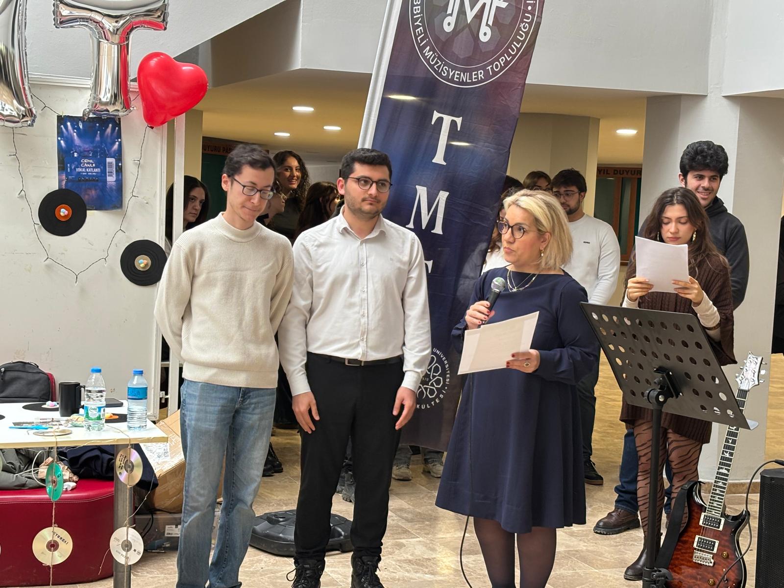  7f3ef97d-d811-42ff-9652-73d676d83a5f